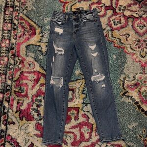 Judy Blue - Boyfriend fit Distressed Blue Jeans